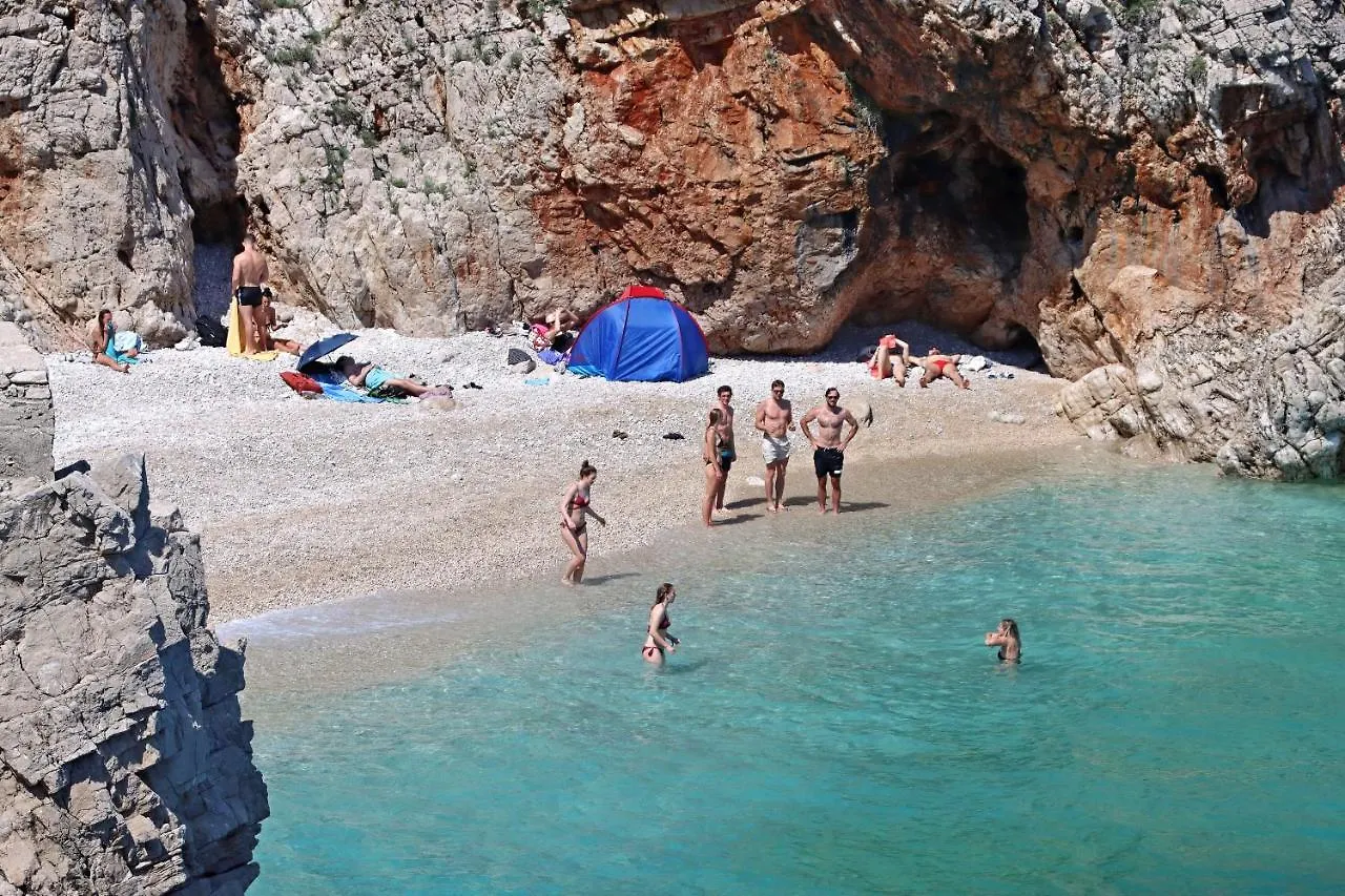 Family Friendly Apartments With A Swimming Pool Zagore, Opatija - 20003 Moscenicka Draga